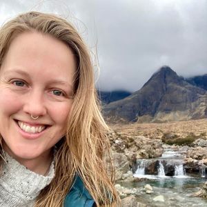 Meet your Posher, Emma